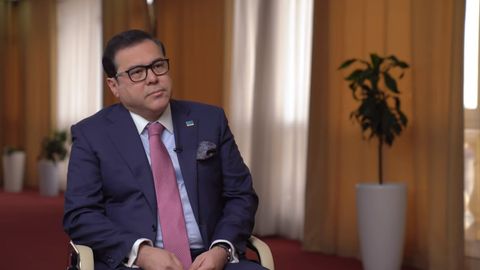 “Материалим эфирга кетмаслиги учун 50 минг доллар таклиф қилишган” — Шерзодхон Қудратхўжа