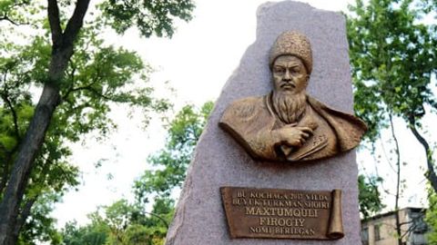 Туркменский классик Махтумкули стал своим поэтом для Узбекистана – Президент Шавкат Мирзиёев