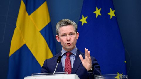 Shvetsiya Ukraina harbiy holatini tiklashi uchun 682 million dollar ajratadi