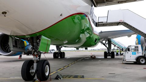 Toshkentdan Istanbulga uchishi kerak bo&lsquo;lgan reys texnik ishlar sabab kechiktirildi