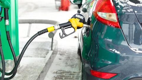 Uzbekistan&rsquo;s gasoline production declines by over 10% in January 2024