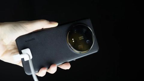 Компания Xiaomi произвела смартфон с ИИ