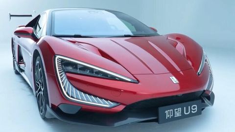 BYD компанияси Ferrari&rsquo;га рақобатчи бўладиган янги автомобилини тақдим этди