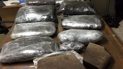 Эрон ва Афғонистон чегарасида 1 тоннадан зиёд наркотик моддалар аниқланди