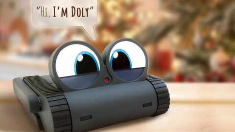 Kuladigan va qovoq sola oladigan yordamchi robot &mdash; Dolli (foto)