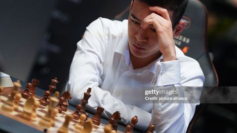 Nodirbek Abdusattorov muddatidan oldin chempionlikni qo&lsquo;lga kiritdi. Jahon reytingida hozir u to&lsquo;rtinchi!