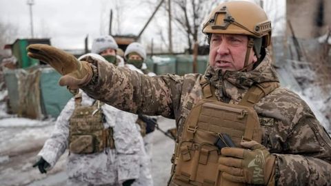 Украинанинг қуруқликдаги кучлари қўмондони армиянинг 2024 йилги режаларини очиқлади