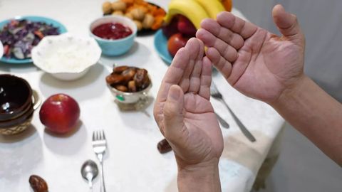 Saharlikda yengil taomlanish juda muhim: SSV ro&lsquo;zadorlarga ovqatlanish bo&lsquo;yicha tavsiyalar berdi