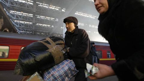 Rossiya sohasi bo&lsquo;yicha ishlamaydigan migrantlarni mamlakatdan chiqarib yubormoqchi