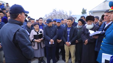 &ldquo;Odamlar xafa bo&lsquo;lsa bo&lsquo;lsin, pulni bolangizga sarflang&rdquo;.&nbsp; Surxondaryo hokimi Rossiyada ishlab kelganlar dabdabali to&lsquo;y qilishini qoraladi