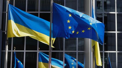 FT: Евросоюз близок к выделению Украине военной помощи на &euro;5 млрд&nbsp;