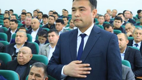 Hokim yordamchisi Sirdaryo tumaniga hokim bo&lsquo;ldi