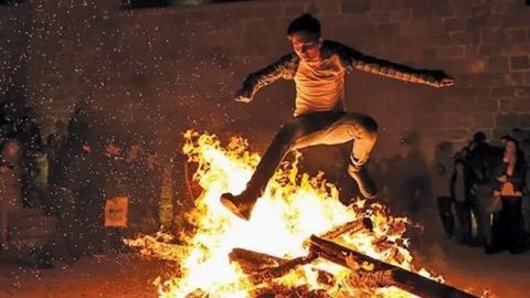 Фестиваль огня в Иране унес жизни 26 человек