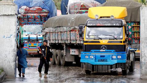 Afghan exports decline, totalling $134 mn amid economic challenges