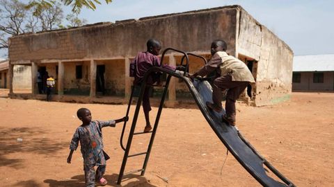 Nigeriyada 300 dan ortiq maktab o&lsquo;quvchilarini o&lsquo;g&lsquo;irlagan jinoiy guruh hukumatdan pul talab qildi
