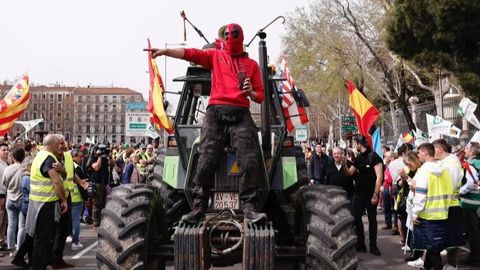 Ispaniyalik fermerlar Madrid markazida yangi norozilik namoyishi o&lsquo;tkazdilar&nbsp;