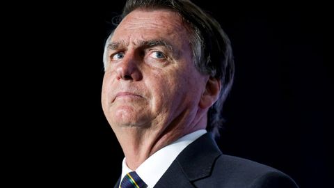 Бразилия собиқ президенти CОVID&rsquo;га қарши эмланганлик маълумотини сохталаштиргани аниқланди&nbsp;