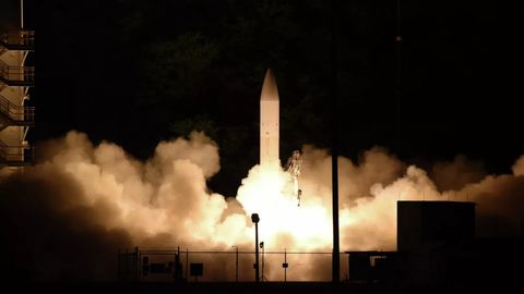AQSH gipertovushli raketani sinovdan o&lsquo;tkazdi