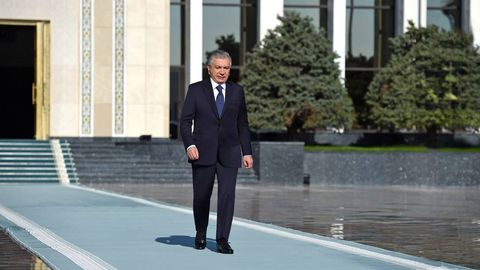 Шавкат Мирзиёев: Цель - инвестиции в человеческий капитал, побуждение к активности, изменение мировоззрения