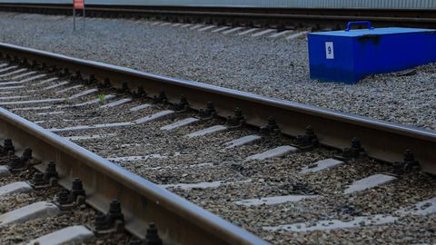 Namanganni Buxoro va Samarqand bilan bog&lsquo;lovchi temiryo&lsquo;l reyslari yo&lsquo;lga qo&lsquo;yiladi