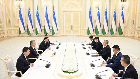 Шавкат Мирзиёев Хитойнинг Шинжон-Уйғур автоном райони Халқ ҳукумати раиси Эркин Туниязни қабул қилди