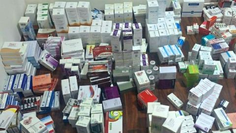 Andijondagi dorixonada ro&lsquo;yxatdan o&lsquo;tmagan 66 turdagi dori vositalari sotish uchun saqlab kelingani aniqlandi