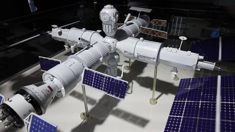 &ldquo;Roskosmos&rdquo; Rossiyaning kelajakdagi orbital stansiyasi loyihasini tasdiqladi