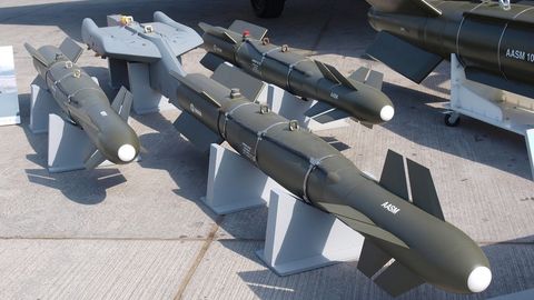 Fransiya yuzlab AASM bombalariga buyurtma berishni rejalashtirmoqda