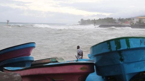 Mozambikda kema cho&lsquo;kishi oqibatida 90 dan ortiq odam halok bo&lsquo;ldi (video)