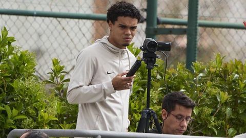 Afsonaviy futbolchi Ronaldinyoning o&lsquo;g&lsquo;li &ldquo;Barselona&rdquo;da operatorlik vazifasini bajardi&nbsp;