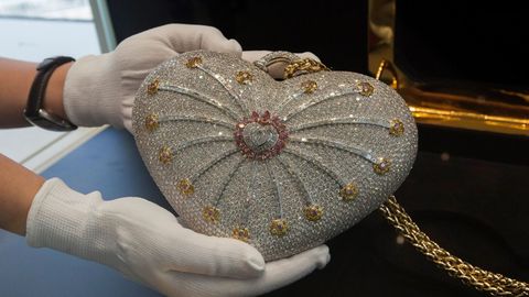 Ҳар бир аёлнинг орзуси: дунёдаги энг қимматбаҳо 10 та сумка (фото)