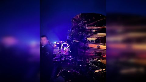 Два человека погибли в ДТП с автобусом и грузовиком в Джизакской области&nbsp;