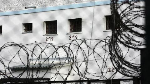 Россияда қўшнисини ўлдирган ўзбекистонлик 8 йилга қамалди