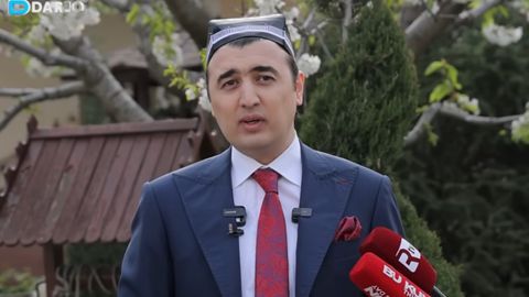&ldquo;Мен Шерали Жўраев қўшиқларининг қоровулиман&rdquo;. Шоҳжаҳон Жўраев машҳур санъаткорлардан отасининг қўшиқларига &ldquo;осилмасликни&rdquo; сўради (видео)