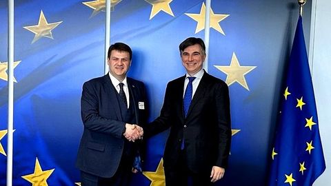 Turkmenistan discusses gas supplies with EU