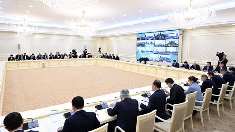 Вилоят ҳокимларининг инвестиция бўйича ўринбосарлари экспортчиларга кўмаклашишдаги эътиборсизлиги учун танқид қилинди