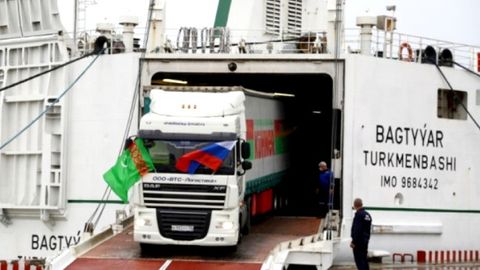 Turkmenistan launches cargo shipments to Russian port of Olya