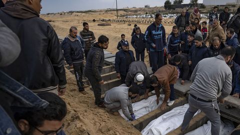 Isroil hujumlari tufayli G‘azoda o’lganlar soni 34 ming kishidan oshib ketdi 