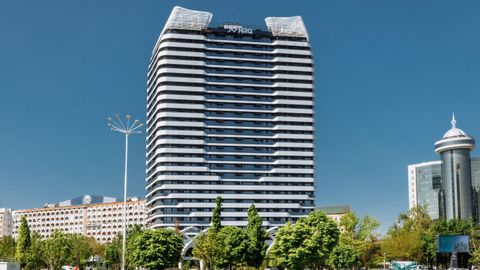 NRG U-Tower турар жой мажмуасидан Тошкентнинг бетакрор манзараси: истиқомат қилувчиларнинг биринчиларига ўз хонадонлари калитлари топширилди 