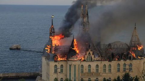 Россия Одессани ўққа тутди: 5 киши ҳалок бўлди (видео, фото)