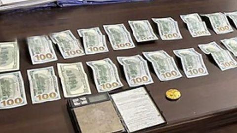 Самарқандда&nbsp;соф қуйма олтинни ноқонуний сотишга уринган яна икки киши ушланди