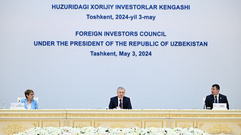 &laquo;Призываю всех сплотиться и идти в ногу со временем&raquo;, &mdash; президент выступил на Совете иностранных инвесторов