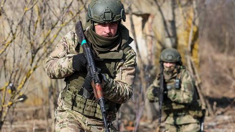 Rossiya qo&lsquo;shinlari Ukraina sharqidagi ikkita aholi punktini to&lsquo;liq egalladi