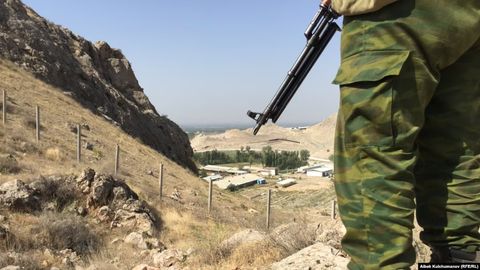 Border clash between Kyrgyzstan and Tajikistan: firearms involved, says State Committee for National Security&nbsp;