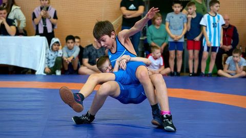 Dog‘istonda voyaga yetmagan bola murabbiyi tomonidan kaltaklandi