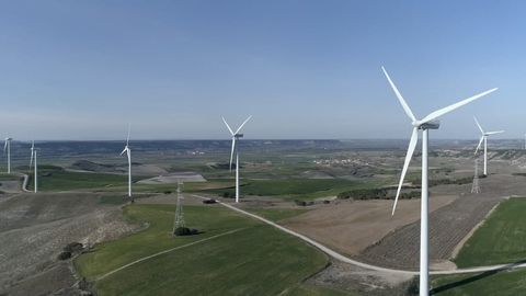 Uzbekistan greenlights construction of two 250 MW wind farms in partnership with Universal Energy&nbsp;