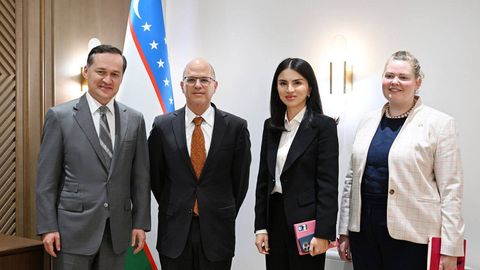 Saida Mirziyoyeva va Komil Allamjonov AQSHning O&lsquo;zbekistondagi elchisi Jonatan Henik bilan uchrashuv o&lsquo;tkazdi