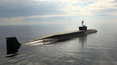 Италияда катта миқдорда наркотиклар юкланган сувости кемаси қўлга олинди