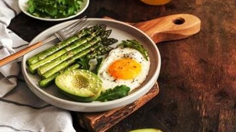 Metabolizmni tezlashtirishga yordam beradigan 8 ta mahsulot