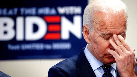 Байденнинг рейтинги икки йил ичида энг паст даражага тушиб кетди